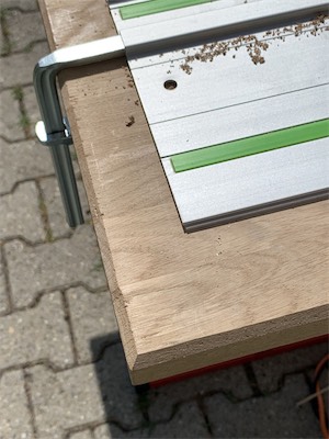 new_sewing_table_10.jpg