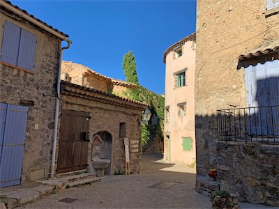 tourtour_new_home_gallery_2022_018.jpg