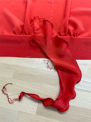 red_silk_dress_gallery_2023_010.JPG