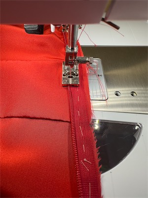 red_silk_dress_gallery_2023_031.jpg