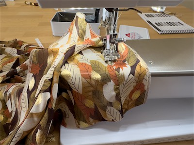 blouse_with_leaves_gallery_2024_009.jpg