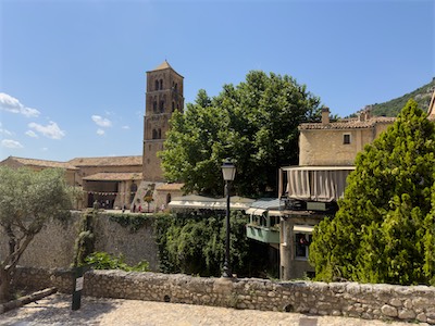 04360 Moustiers-Sainte-Marie, Alpes-de-Haute-Provence