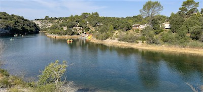2_background_traveling_montpezat_verdon_2025_.jpg
