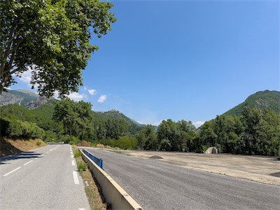 04320 Castellet-lès-Sausses, Alpes-de-Haute-Provence